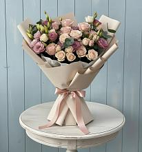 Букет цветов из:  Розы и Лизиантусы в Верхние Киги