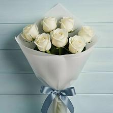 Букет 7 Белых роз Эдлесс Лав в Верхние Киги