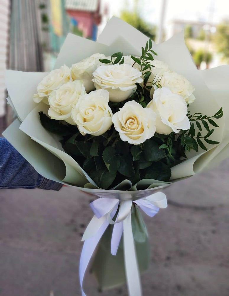 Букет Белые розы Проуд в Верхние Киги