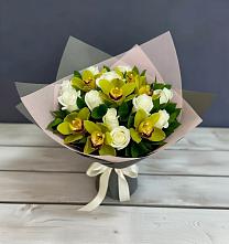 Букет цветов из:  Орхидеи и Розы в Верхние Киги