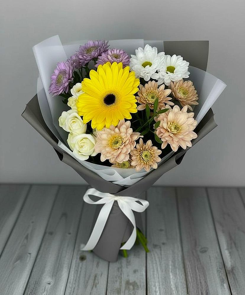 Букет цветов из: Розы, Герберы и Хризантемы в Верхние Киги