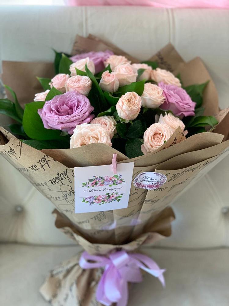 Букет цветов из: Розы в Верхние Киги