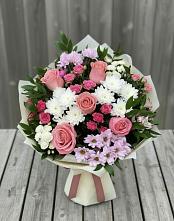 Букет цветов из:  Альстромерии, Гвоздики, Розы и Хризантемы в Верхние Киги