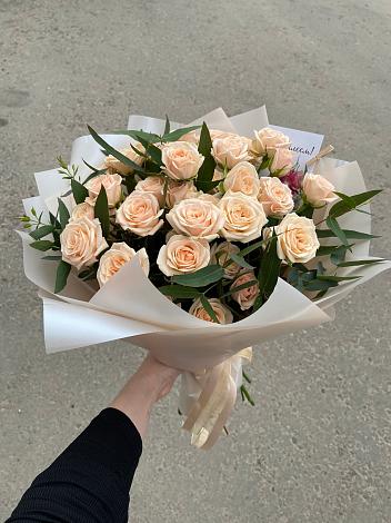 Букет Кремовые розы Латте в Верхние Киги