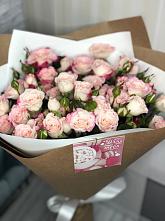 Букет цветов из:  Розы в Верхние Киги