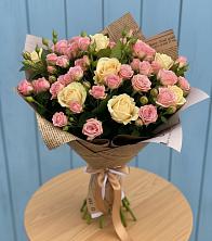 Букет цветов из:  Розы в Верхние Киги
