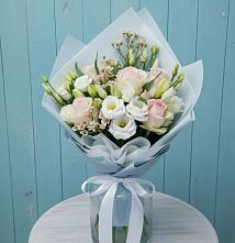 Букет цветов из:  Розы и Лизиантусы в Верхние Киги